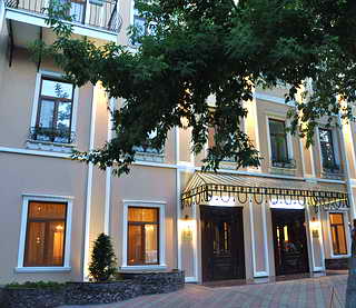 Frederic Koklen Hotel