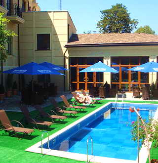 Photo 7 of Promenada Hotel